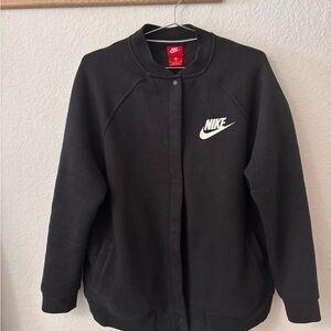 Nike Black Bomber Jacket with Ribbed Cuffs